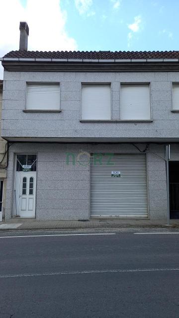 CASA PIEDRA RIBADAVIA PARA REMATAR