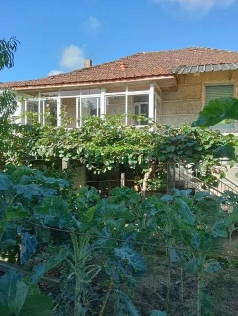 casa con finca en Arnoia