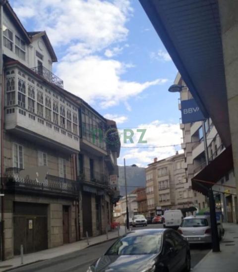 CASA PIEDRA EN RIBADAVIA