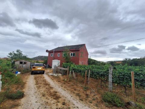 CASA INDEPENDIENTE EN LEIRO RIBEIRO