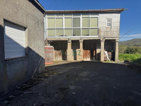 Se vende preciosa casa de piedra en la zona de Taboadela