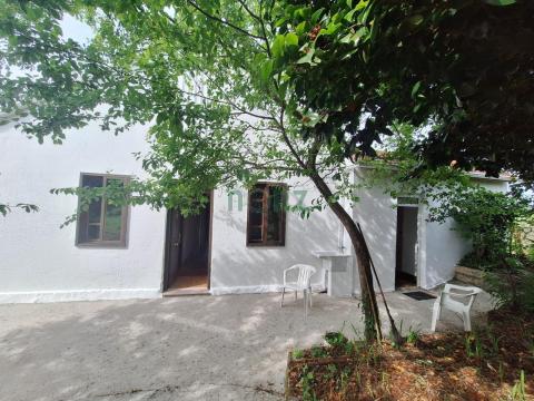 CASA CON FINCA EN CASTRELO DE MIÑO