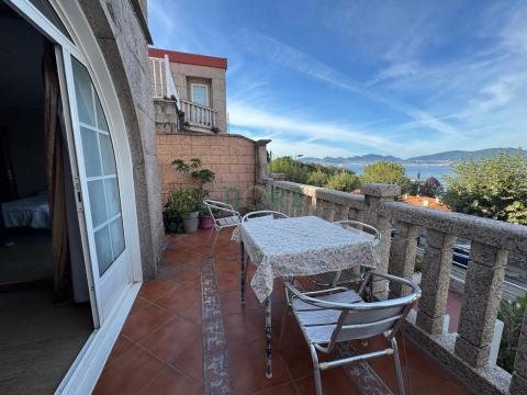 Propiedad con división horizontal, se podría convertir en viviendas destinando su uso a residencial o viviendas turísticas o explotar como hotel.